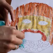 Workshop zur Erstellung einer griechisch-römischen Maske